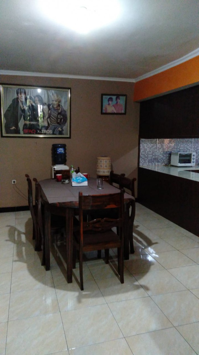 Rumah disewakan di Taman Simpruk Lippo Cikarang